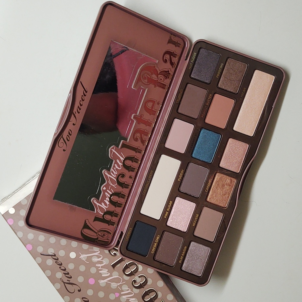 Too Faced Semi-Sweet Chocolate Bar Eye Palette